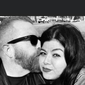 Meet your Posher, Claudia